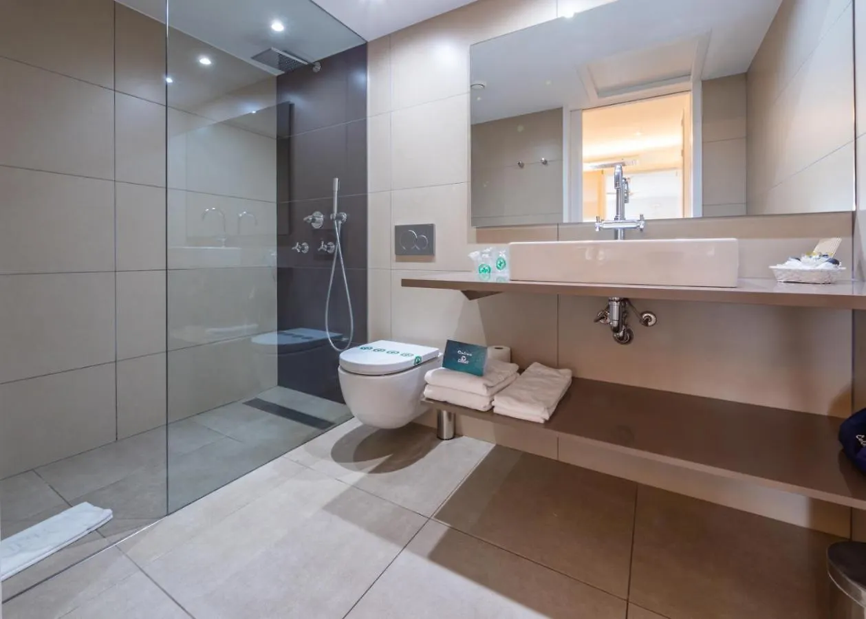 Hotel Calina Кадакес 3*,