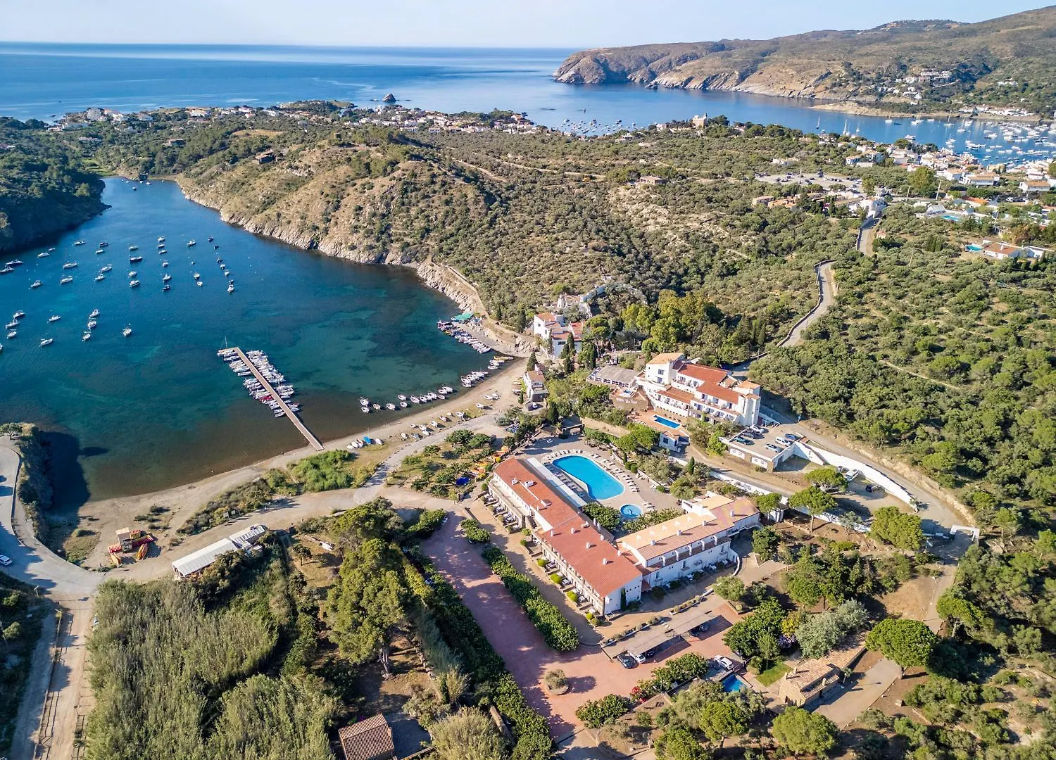 Hotel Calina Кадакес