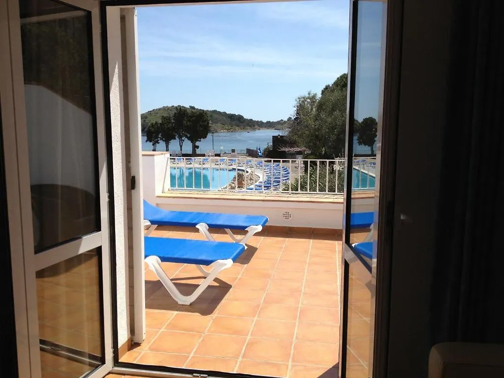 Hotel Calina Cadaqués 3*,